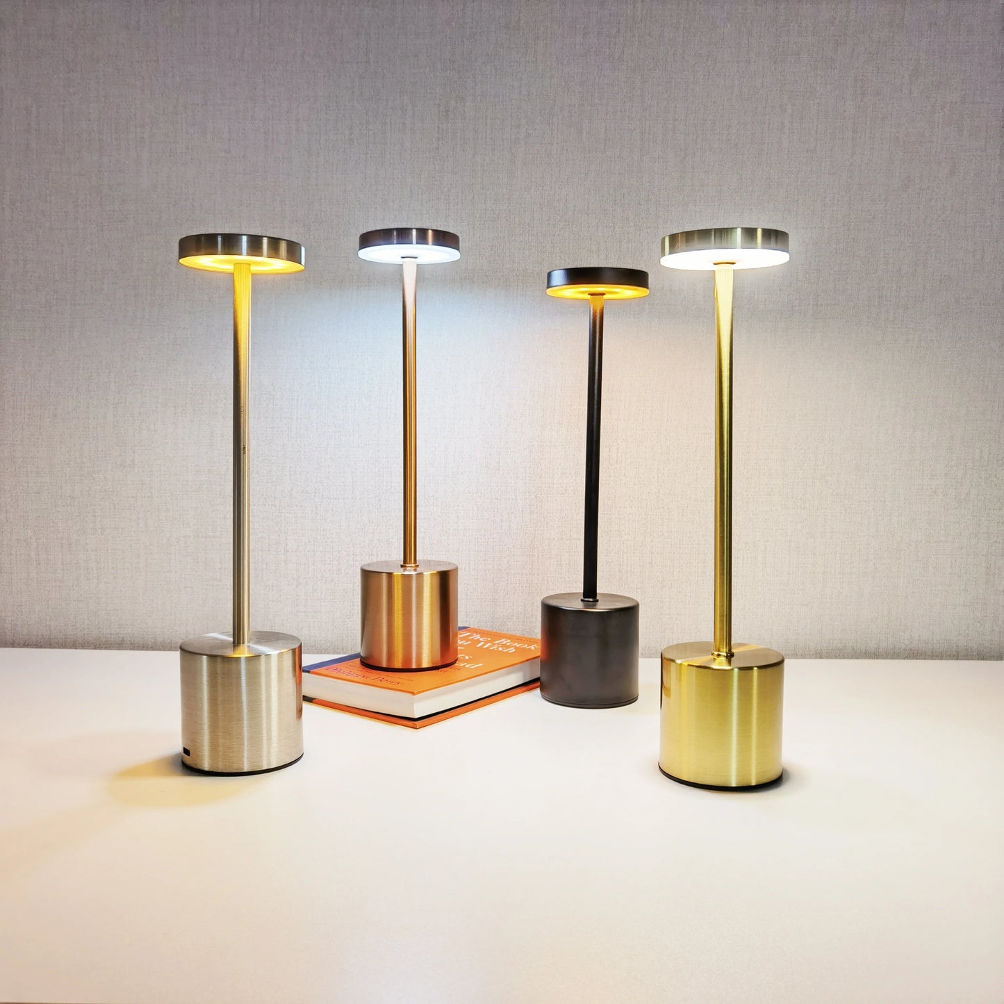 Lampe de chevet LED avec capteur tactile dimmable